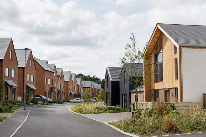 Volume Housebuilders vs Boutique Developers: Which Suits You?